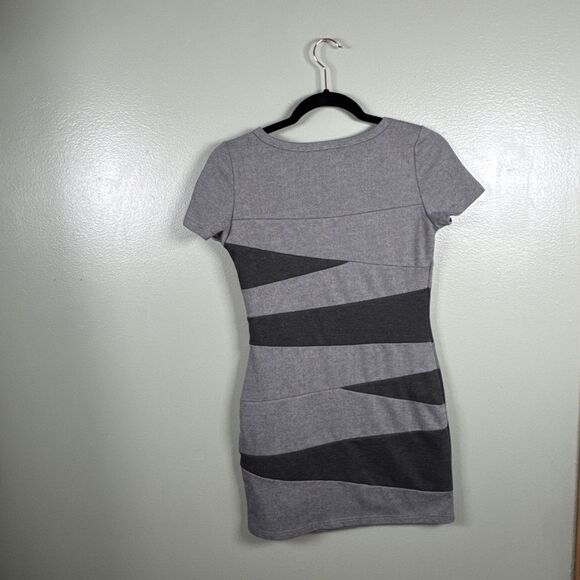 MM Couture by Miss Me Women’s Size‎ Small Mini Shift Stretch Comfy Dress - Picture 4 of 8